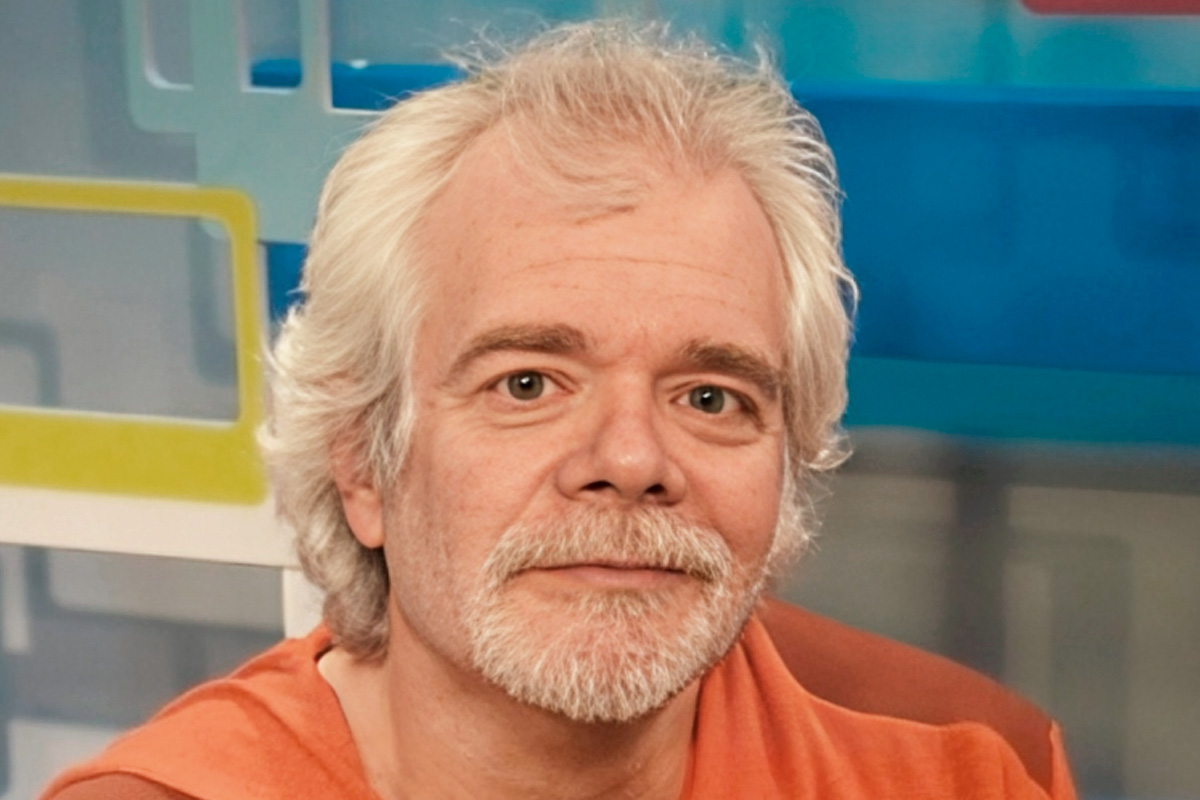 O autor Carlos Lombardi