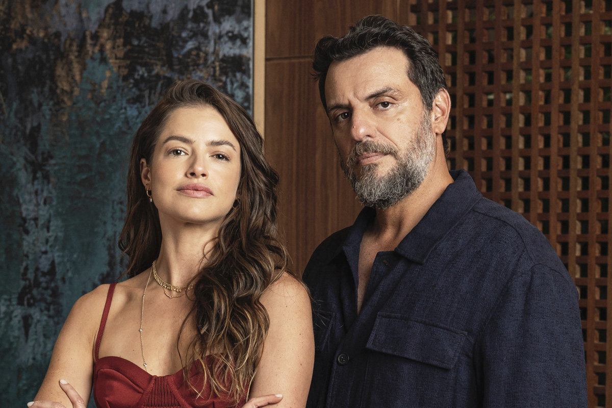 Agatha Moreira e Rodrigo Lombardi em Mania de Você