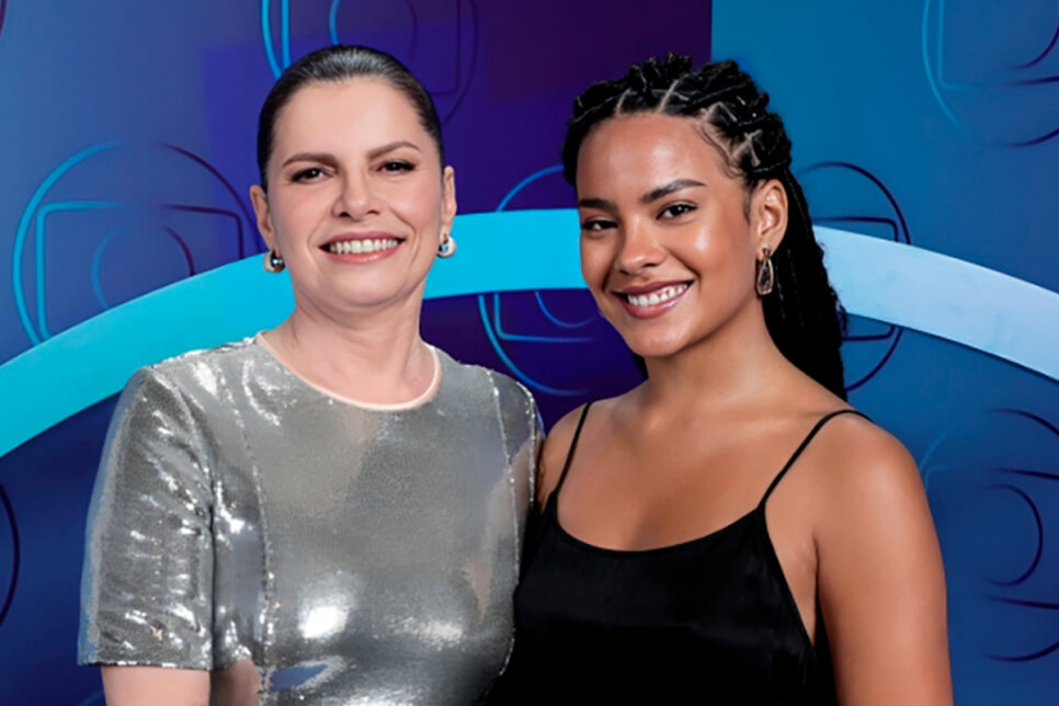 Débora Bloch e Bella Campos no Upfront 2025