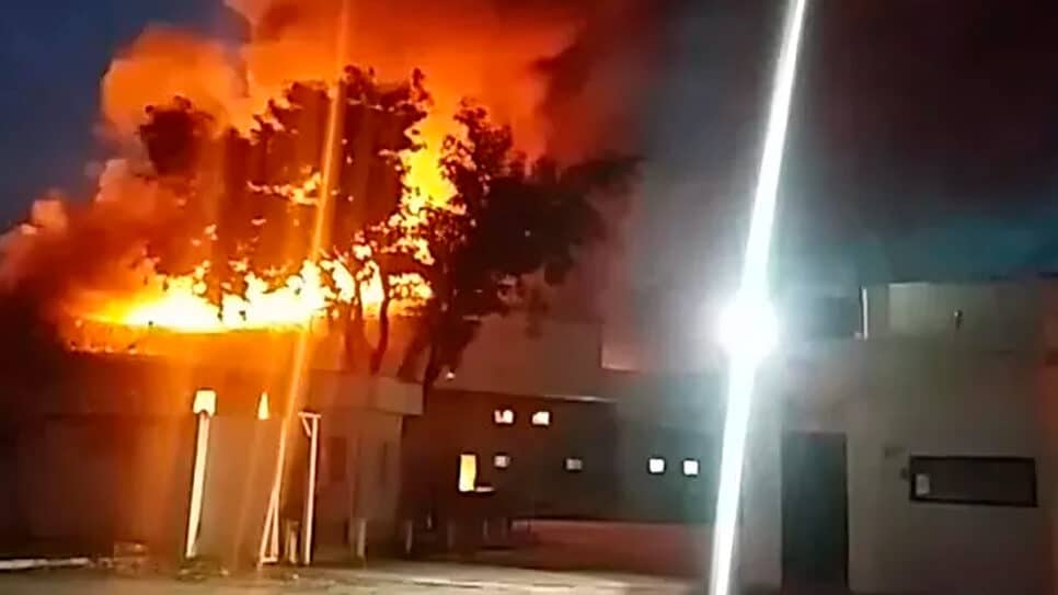 Incêndio no estúdio da novela Deus Salve o Rei