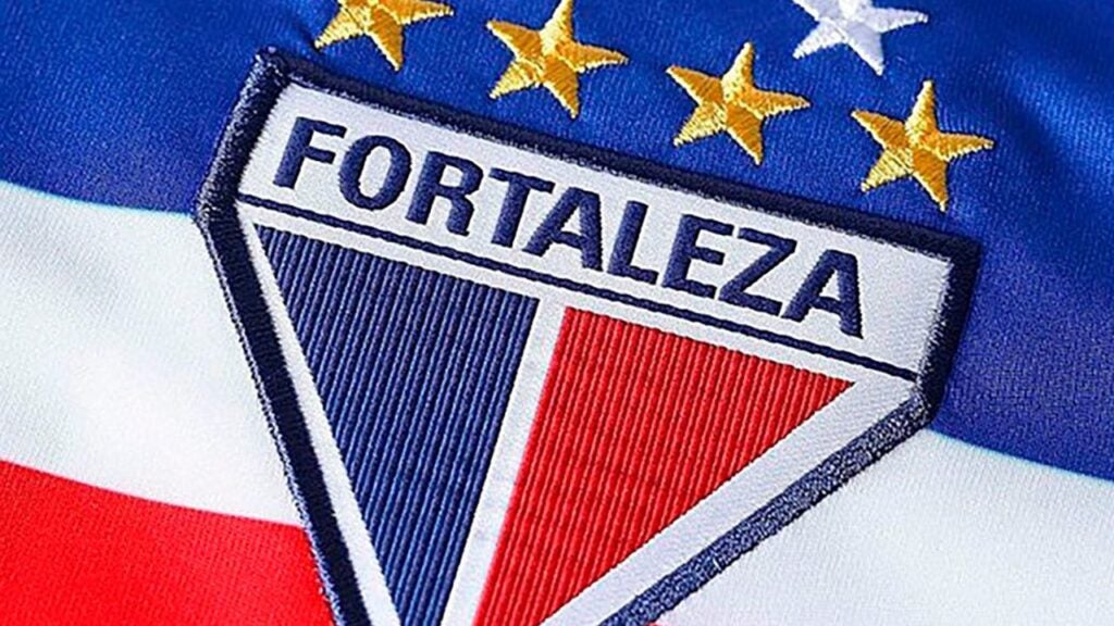 Onde assistir o jogo do Fortaleza hoje? Saiba onde vai passar (terça, 09/06/2026) Escudo do Fortaleza